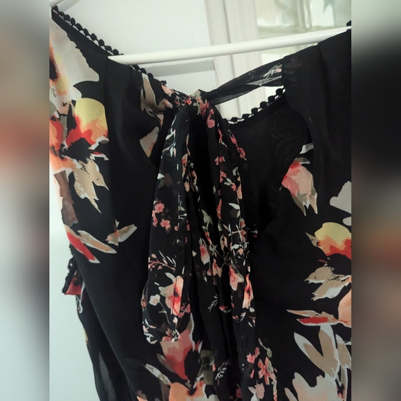 Melanie Lyne Asymmetrical Floral Dress - Picture 4 of 6